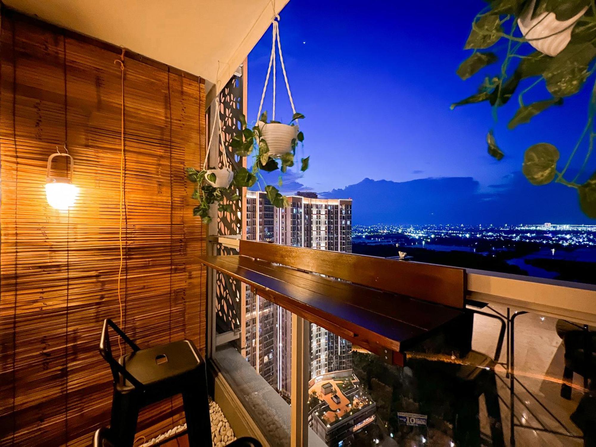 Gold Coast Pik Apartments By Host Jess Jakarta Exterior foto